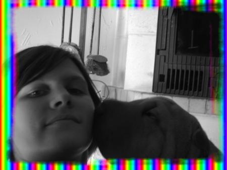 ma grande zine (eme) et son ptit sharpei (budy)